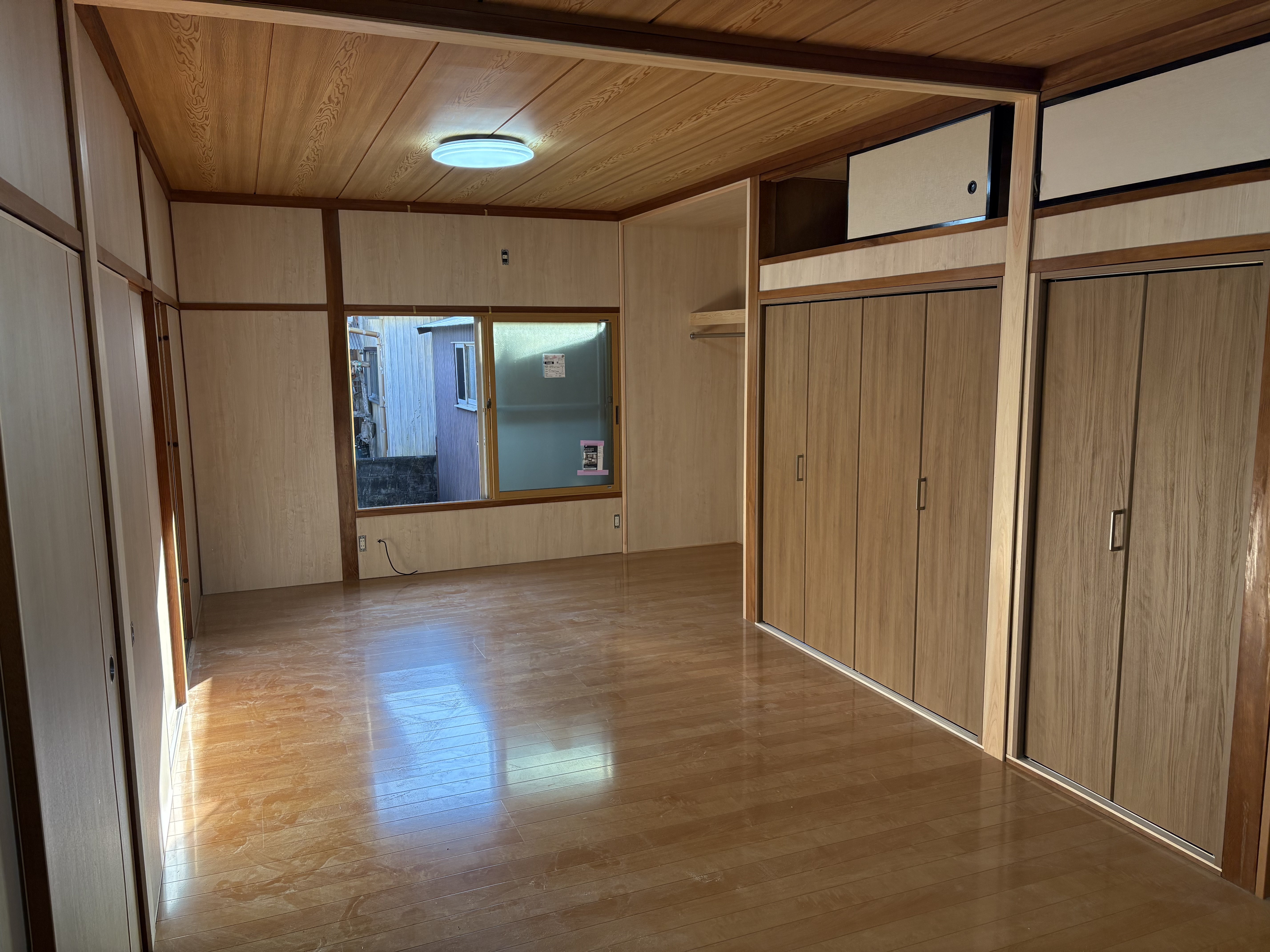 職人の手仕事で形作るオーダーメイドの空間
