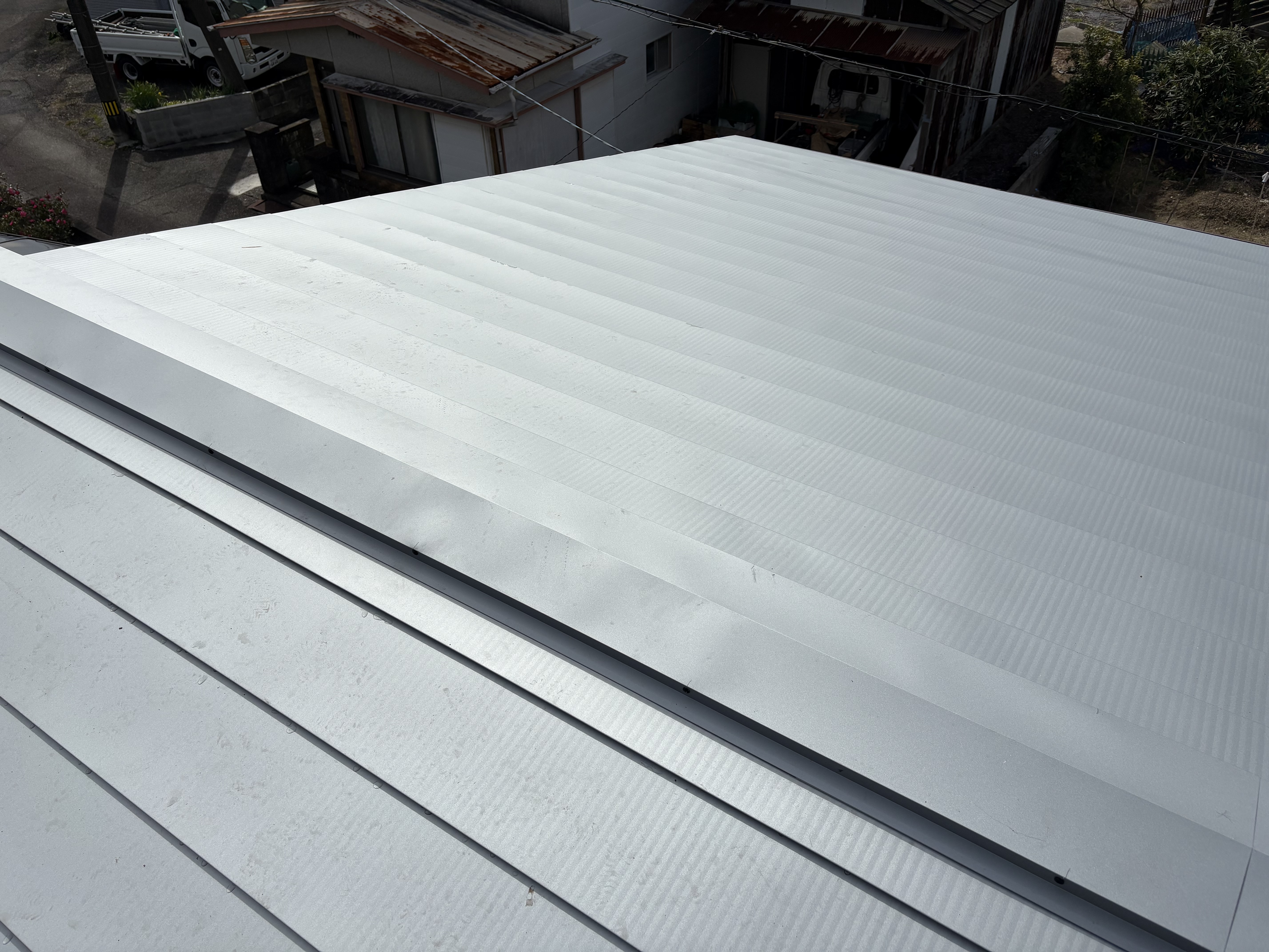 宿毛市で叶える、個性光る屋根！エコ素材でおしゃれな雨漏り修理と板金工事を提案