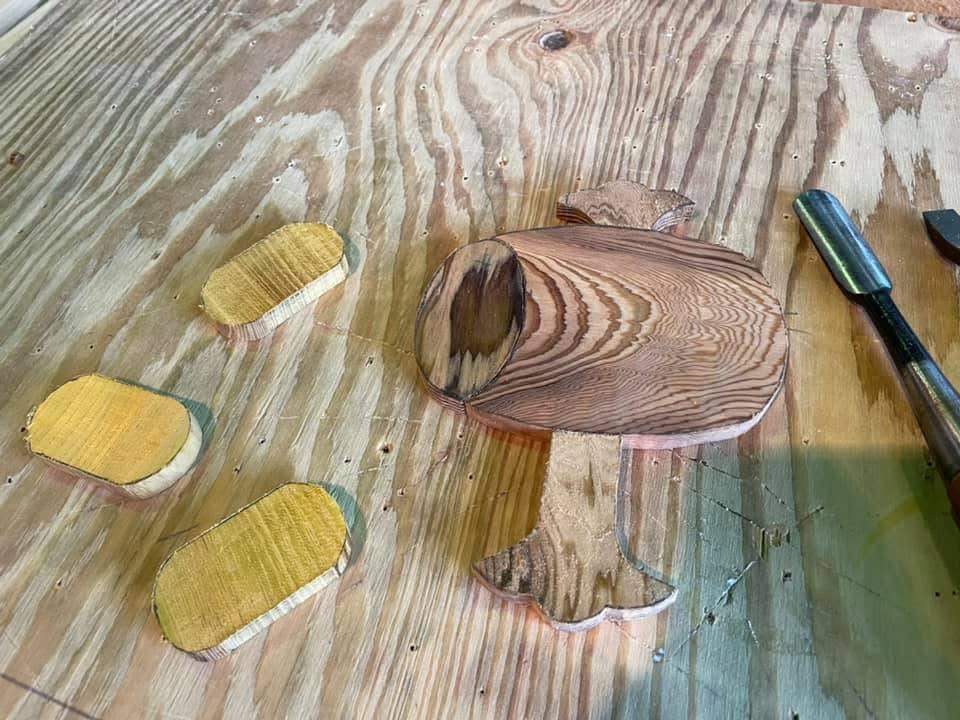 手仕事で生まれる、洗練された美しさを持つ工芸品があなたのライフスタイルに新しい息吹を吹き込みます。